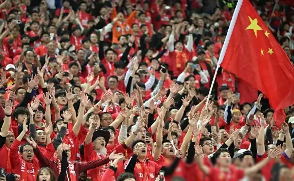 开云体育中国-精彩瞬间连连，球迷为球队场场为之欢呼的简单介绍