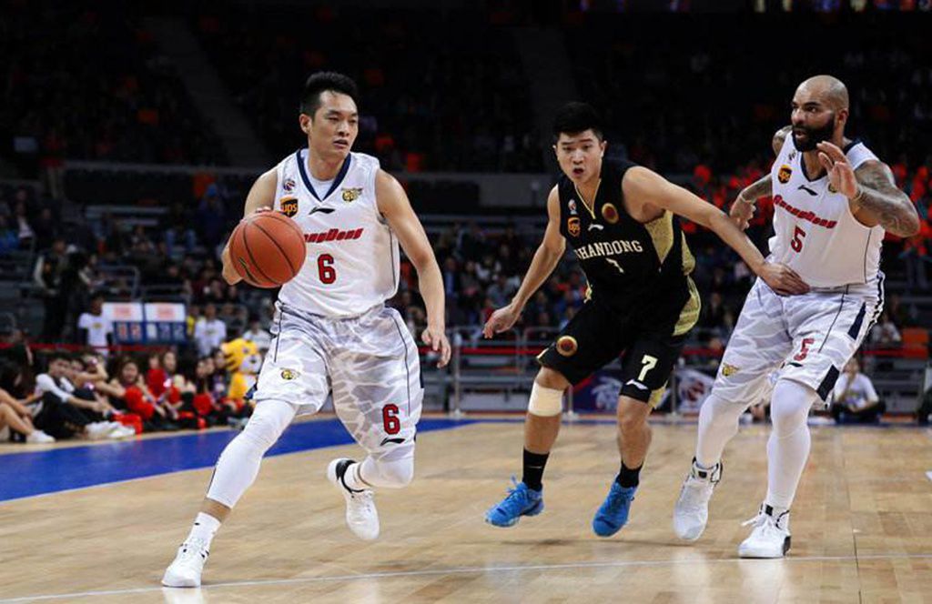 开云APP-湖南男篮因伤助教出局，球队应对挑战