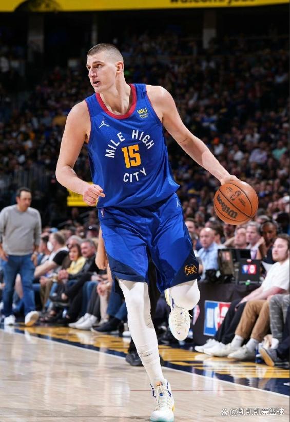 开云下载-关于经验老将关键时刻暴力破敌，球队逆转胜利的信息