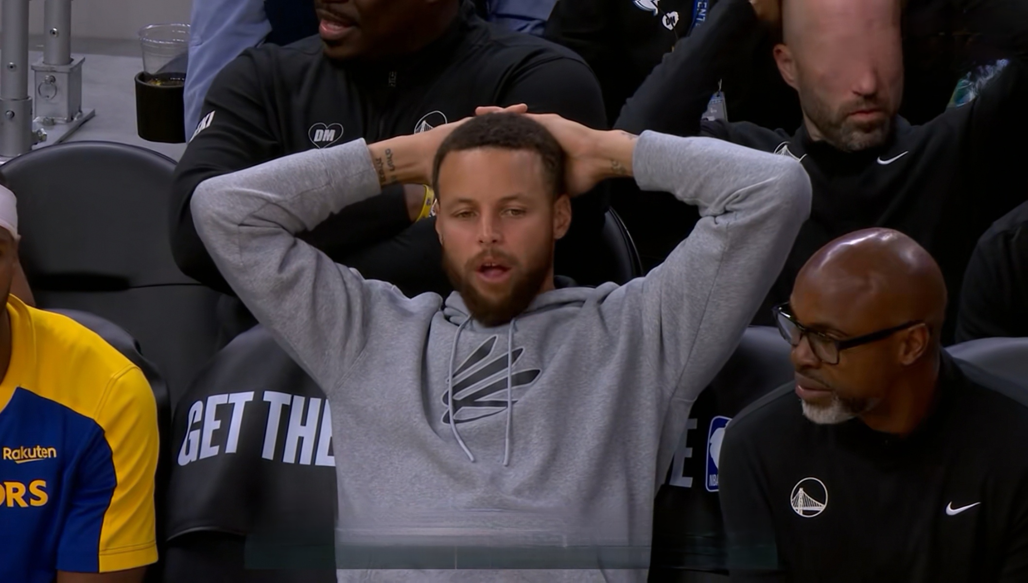 开云平台-NBA季前赛打响，球队战绩不断涌现