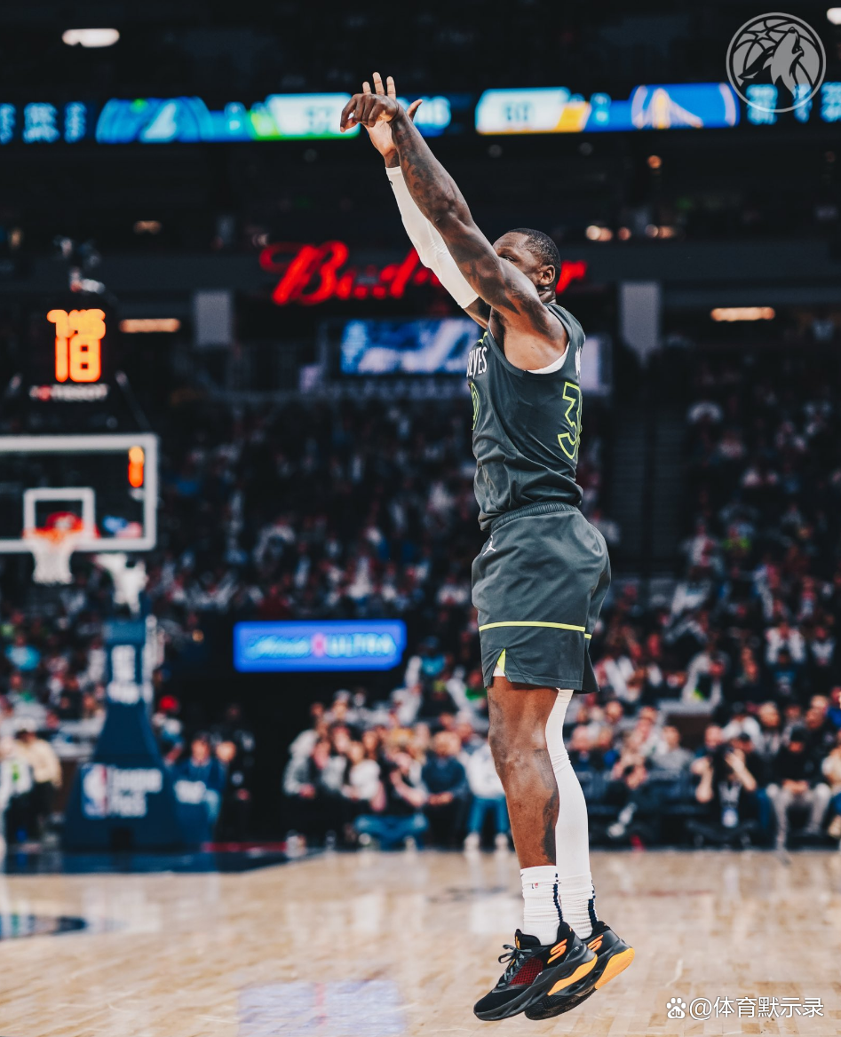 包含马来西亚队横扫印度队，郑思维状态火热的词条