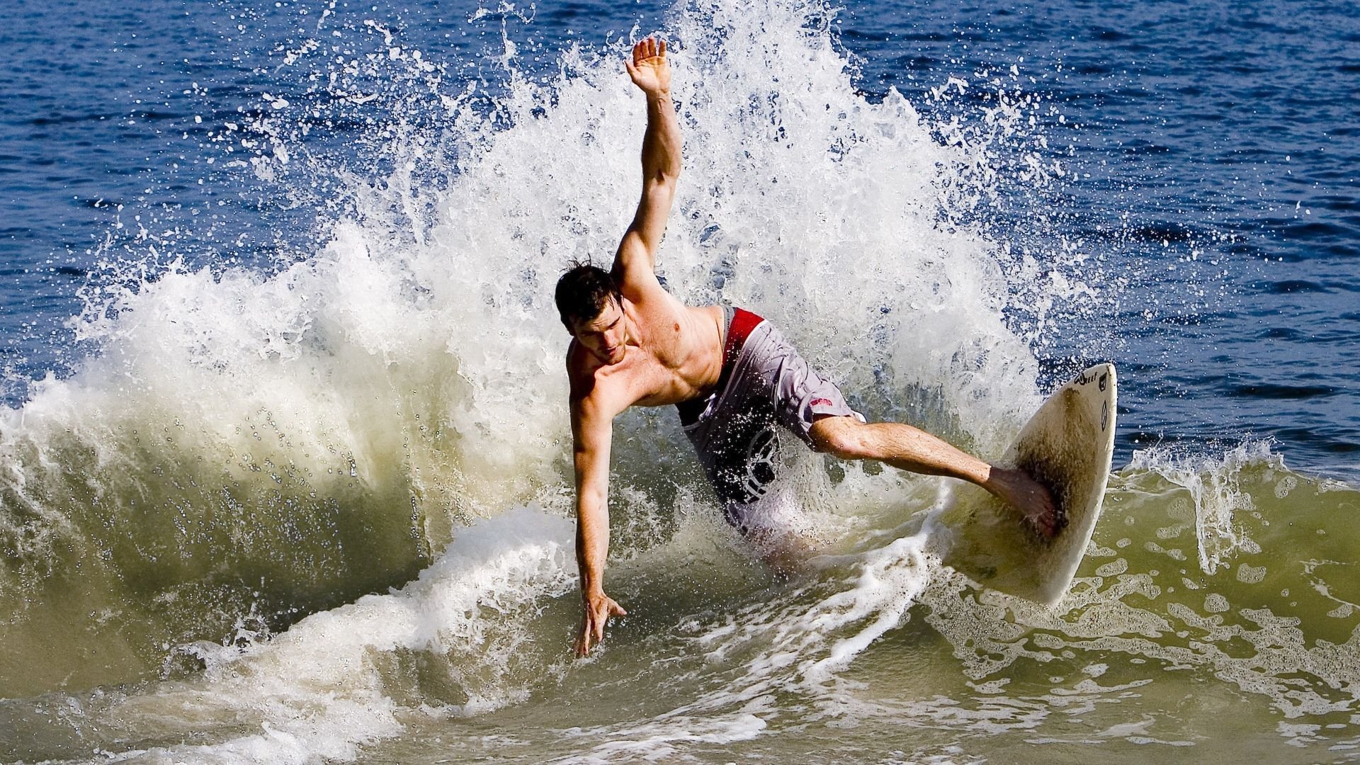 开云官网-胜利窃取者与不朽的败者，当数据在说谎，传奇在流泪