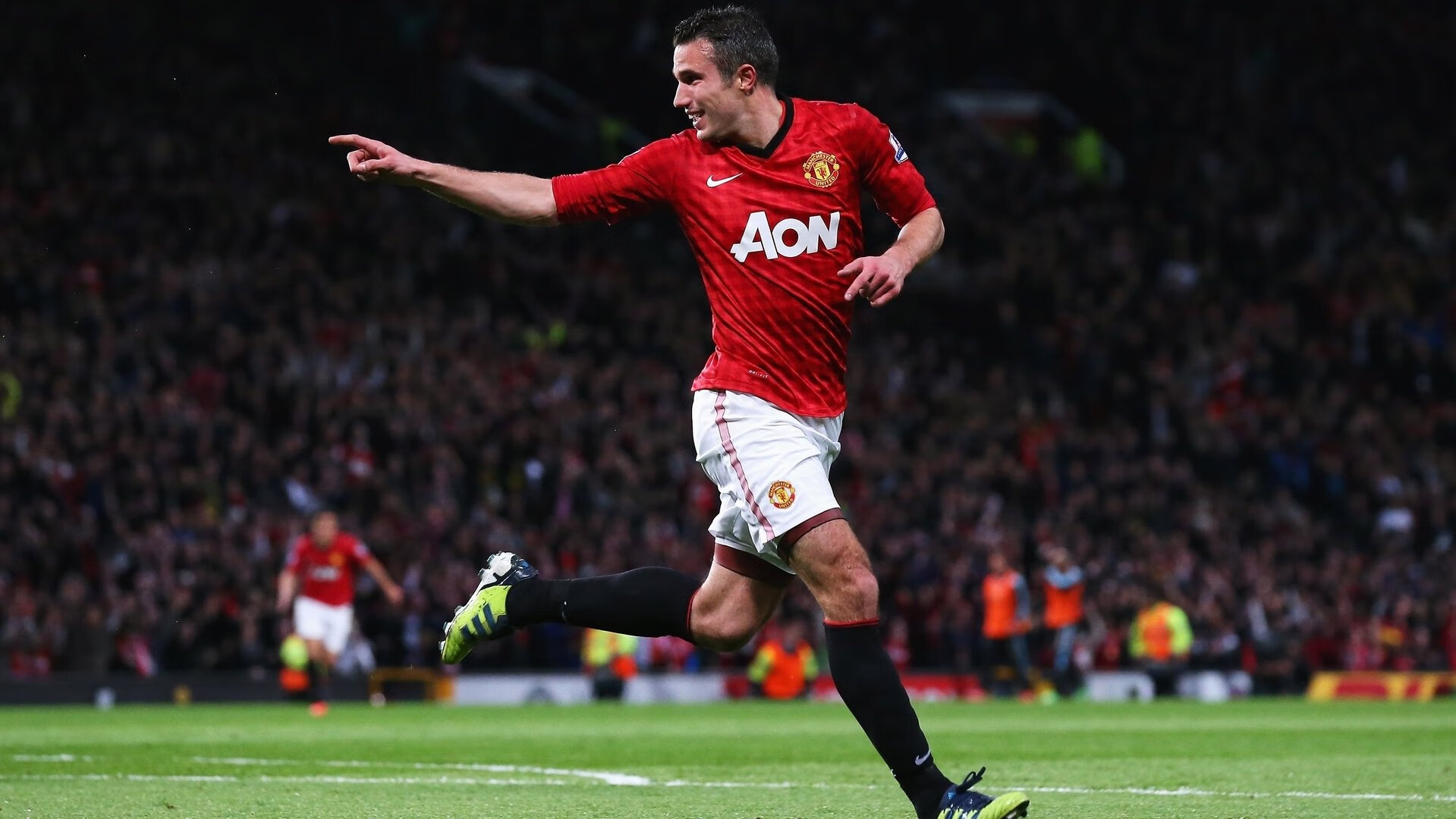 开云体育APP下载-双星闪耀，荷兰式逆袭撞碎里昂铠甲，孙兴慜一脚踢开历史新篇